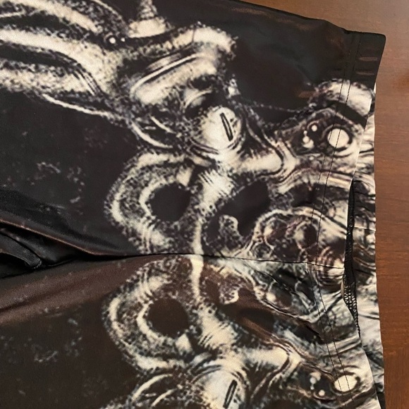 SKELETON bones leggings size1? Best fit xs/small - Picture 3 of 5